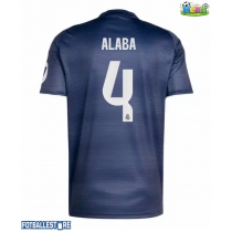 Real Madrid David Alaba #4 Bortedrakt 2025-26 Kortermet